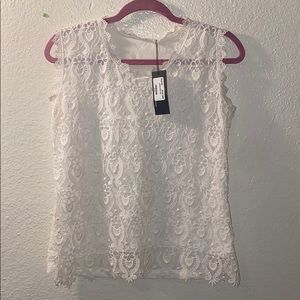 White short sleeve shirt
